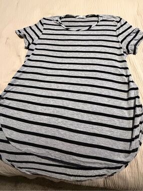 Gray & Black Striped Short Sleeve Tee